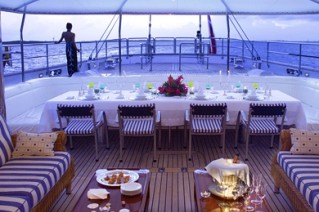 FELICIA WEST Alfresco Dining